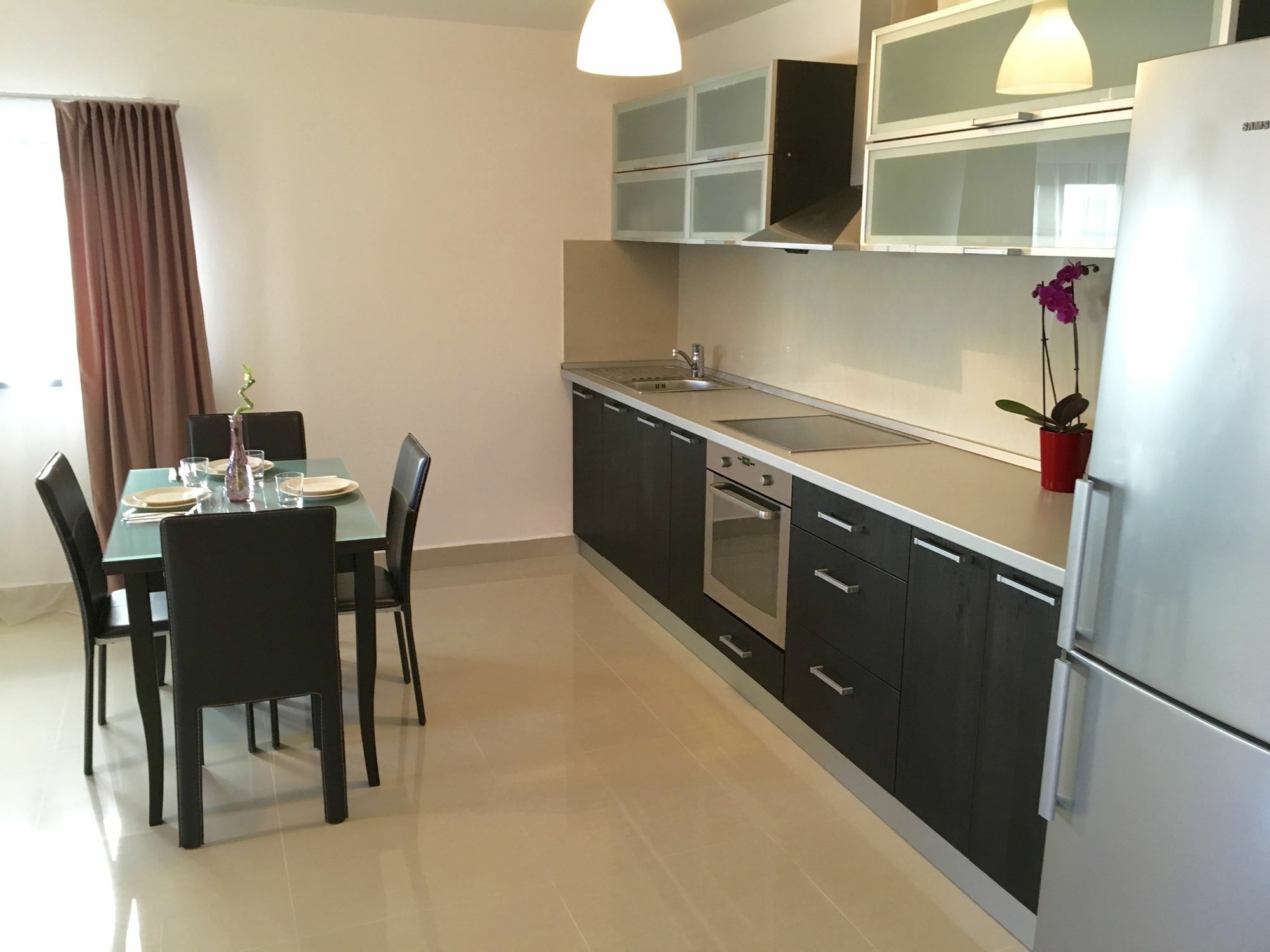 Elysium Aparthotel 3*